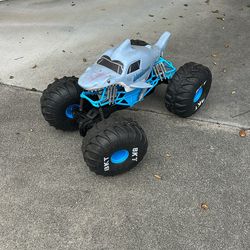 Monster Truck Toy Jumbo With Remote Control