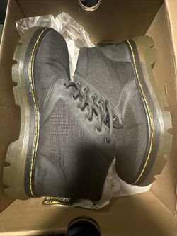 Doc Martens Size 10