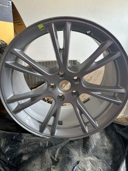 Tesla Model Y Rim