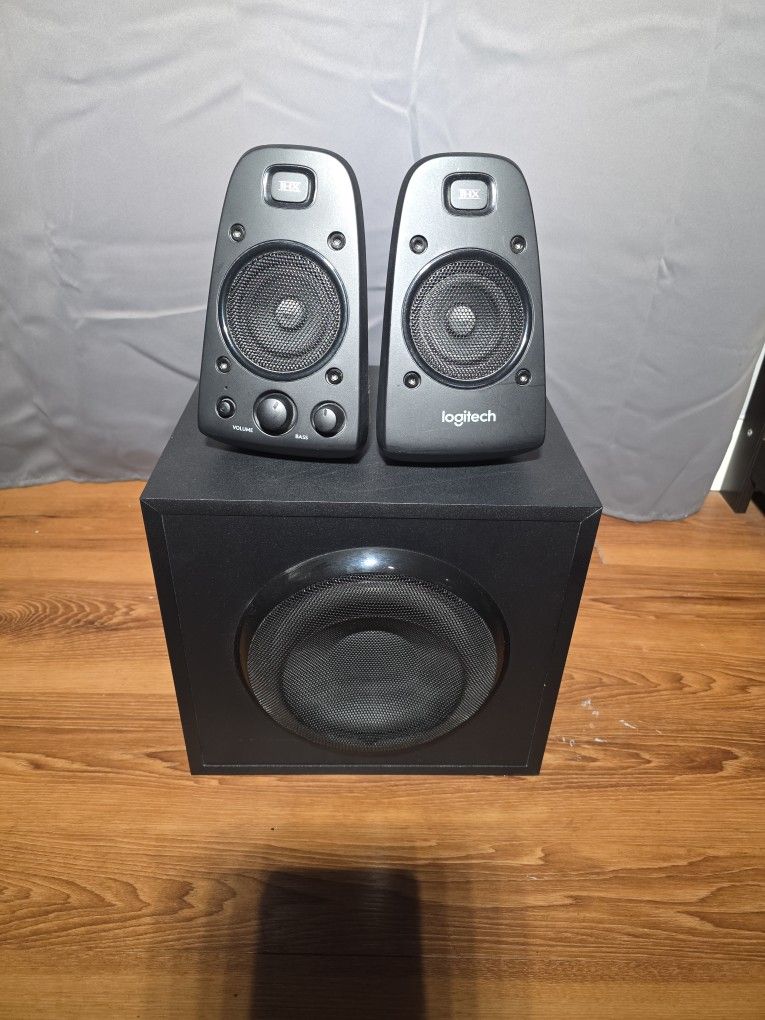 Logitech Z623 2.1 PC-luidsprekers Kabelgebonden 200 W Zwart