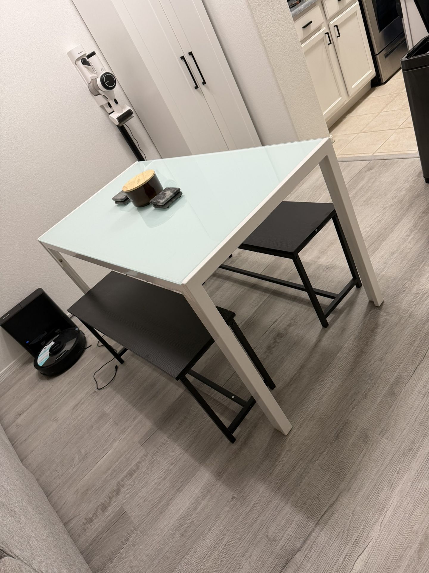 Small Dining Table W/ 2 Benches