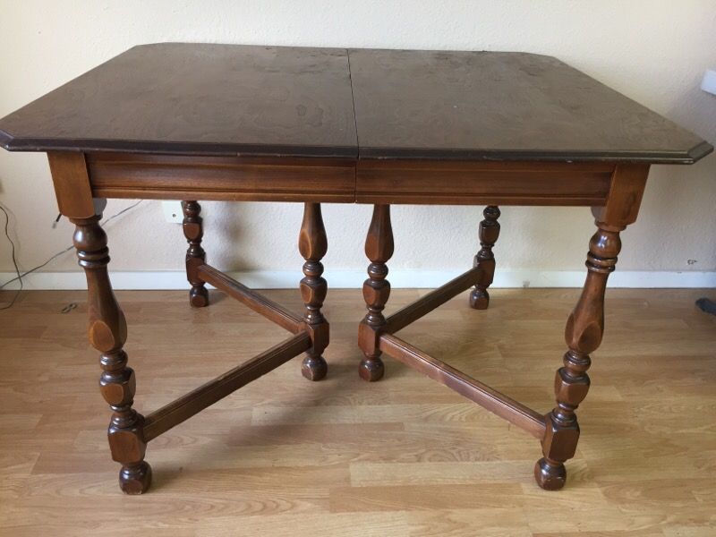 Vintage Mahogany Watertown Slide Table
