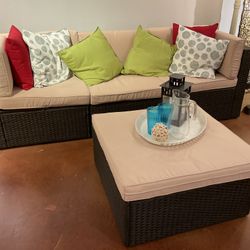 New outdoor/indoor sofa with storage ottoman. Plz read Ad