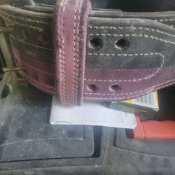 Weightlifting Belt - 2 prong.