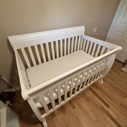 DaVinci Kalani 4-in-1 Convertible Crib – White (NEW, Never Used)  