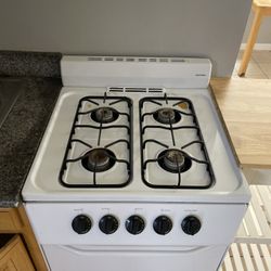 🔥 $30 Gas Stove / Oven – Works Great 🔥