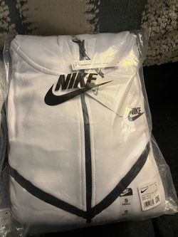 Nike Tech Fleece Full-Zip Hoodie & Pants