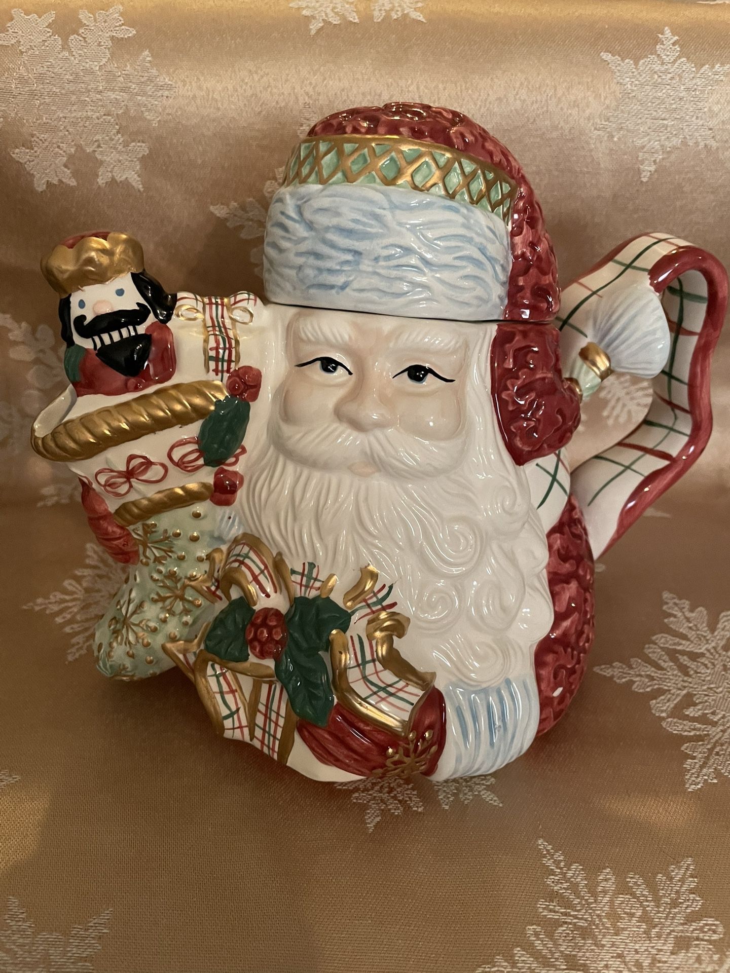 Santa Tea Pot