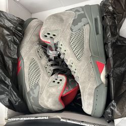 Jordan 5s  8.5