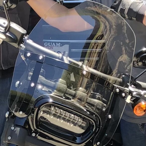 Harley Davidson Wind Splitter Compact Windshield 15”
