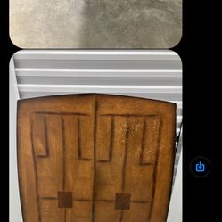 Dining Table  And  Chairs 