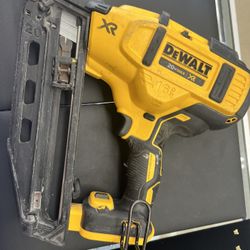 Dewalt Battery Power Framing Nail Gun