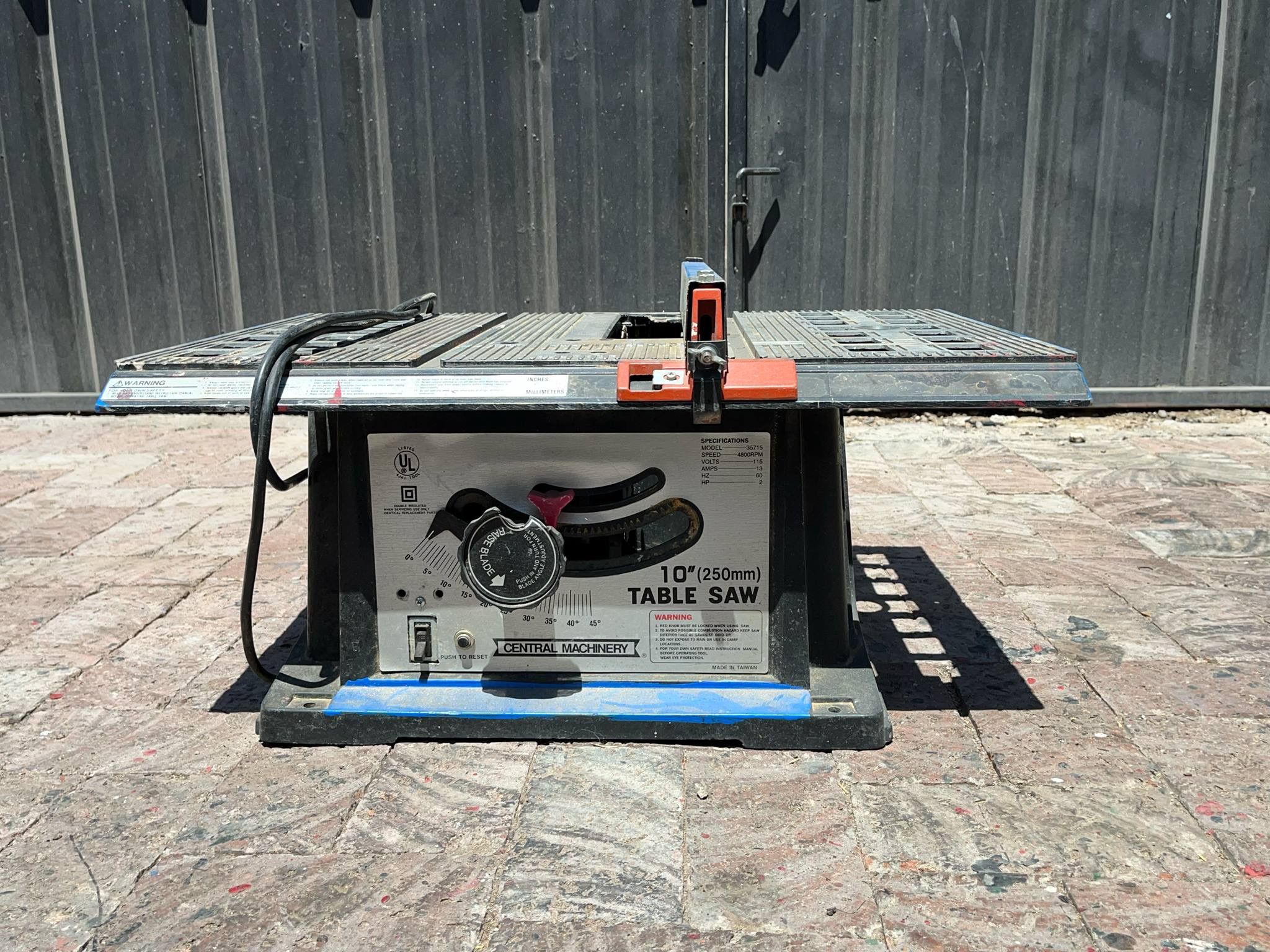 Central machinery 10” Electric Plug-in Table Saw