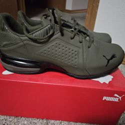 Men's PUMAS