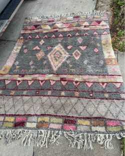 5X7 Moroccan Rug