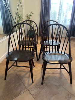 Set of 4 Solid Oak Farmhouse Chairs