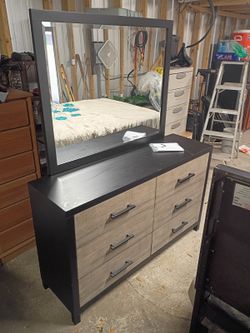 Queen Bed Frame And Dresser
