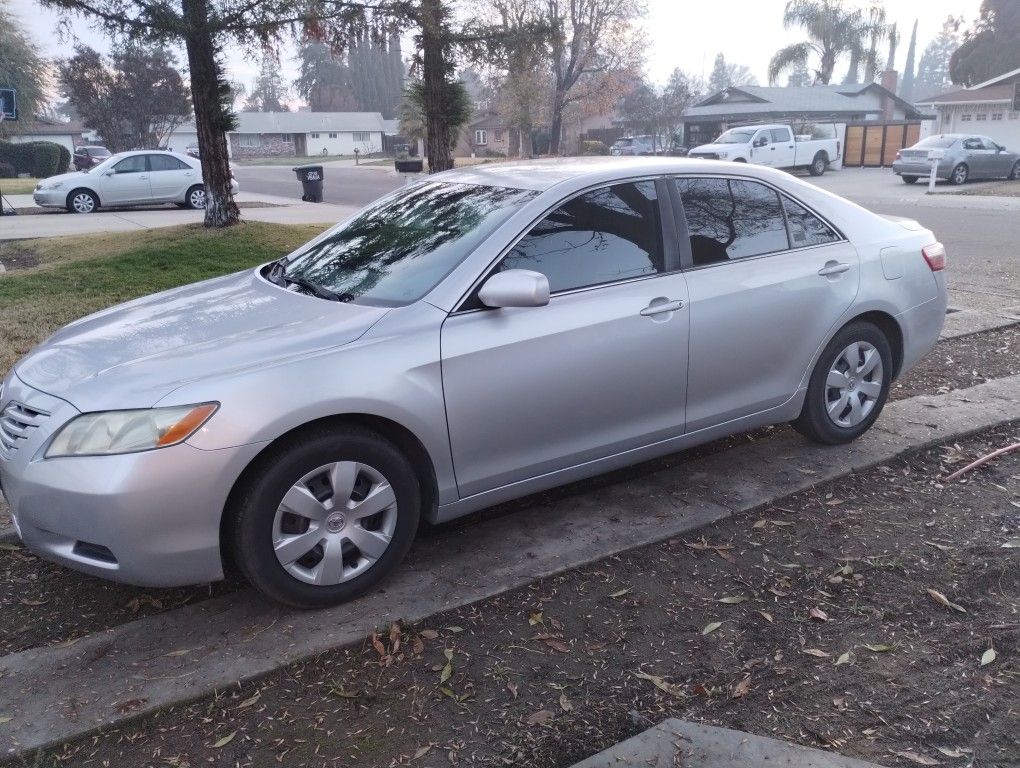 2009 Toyota Camry for Sale in Visalia, CA - OfferUp
