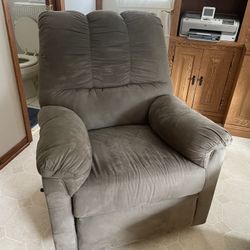 Comfortable Rocking Chair 