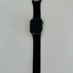 Apple Watch Series 7 GPS + Cellular, 45mm Gold Stainless Steel Case