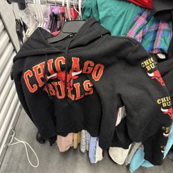Chicago bulls Crop Pullover