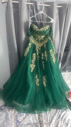 Quinceañera emerald green dress