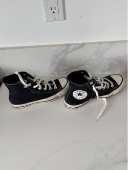 Chuck’s Taylor  Converse high top