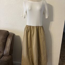 Women’s Meidum gap dress (pockets)