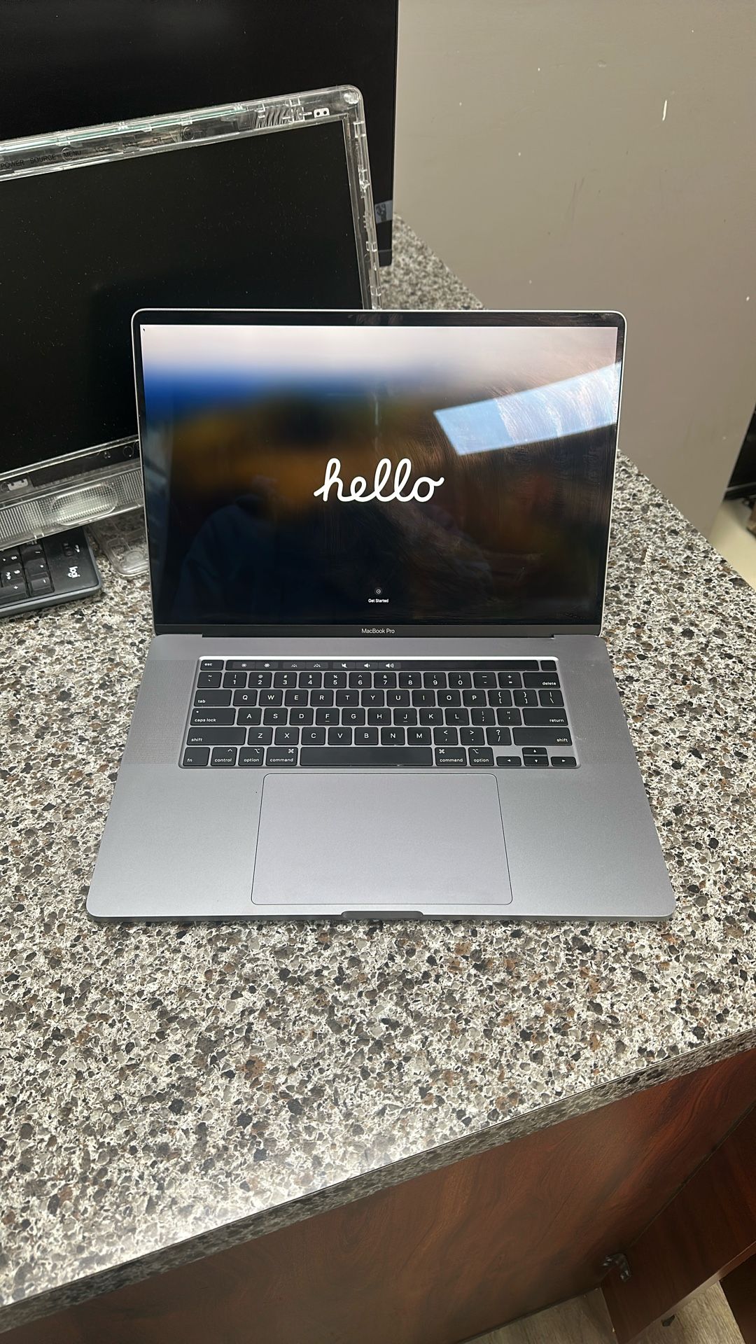 Macbook Pro A2141