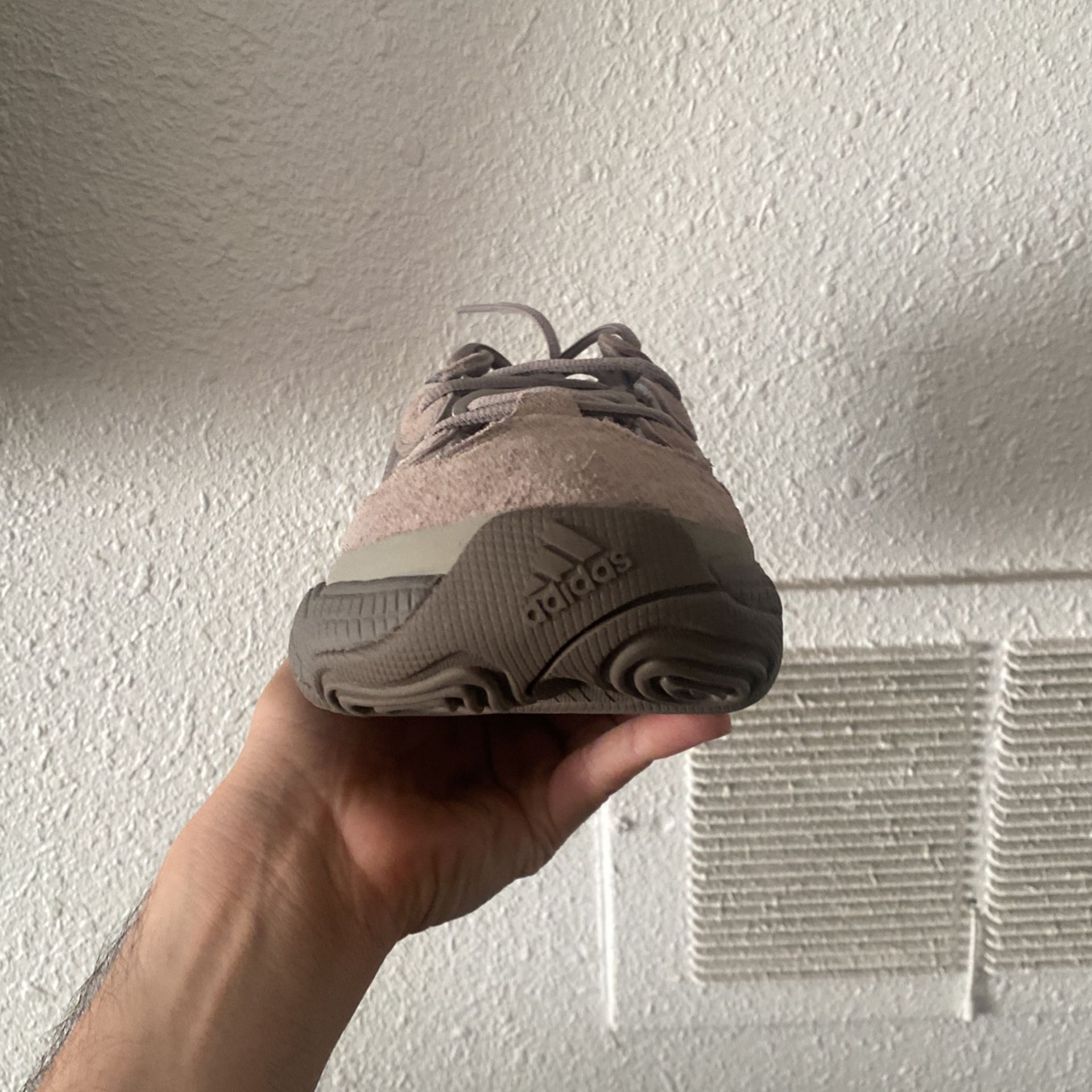 Yeezy 500 Ash Grey for Sale in San Clemente, CA - OfferUp