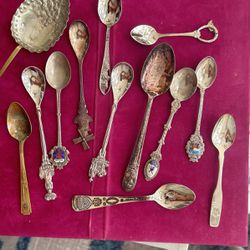 Very Collectible Spoons Europe And US