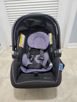 Car seat. (MUST SELL TODAY)