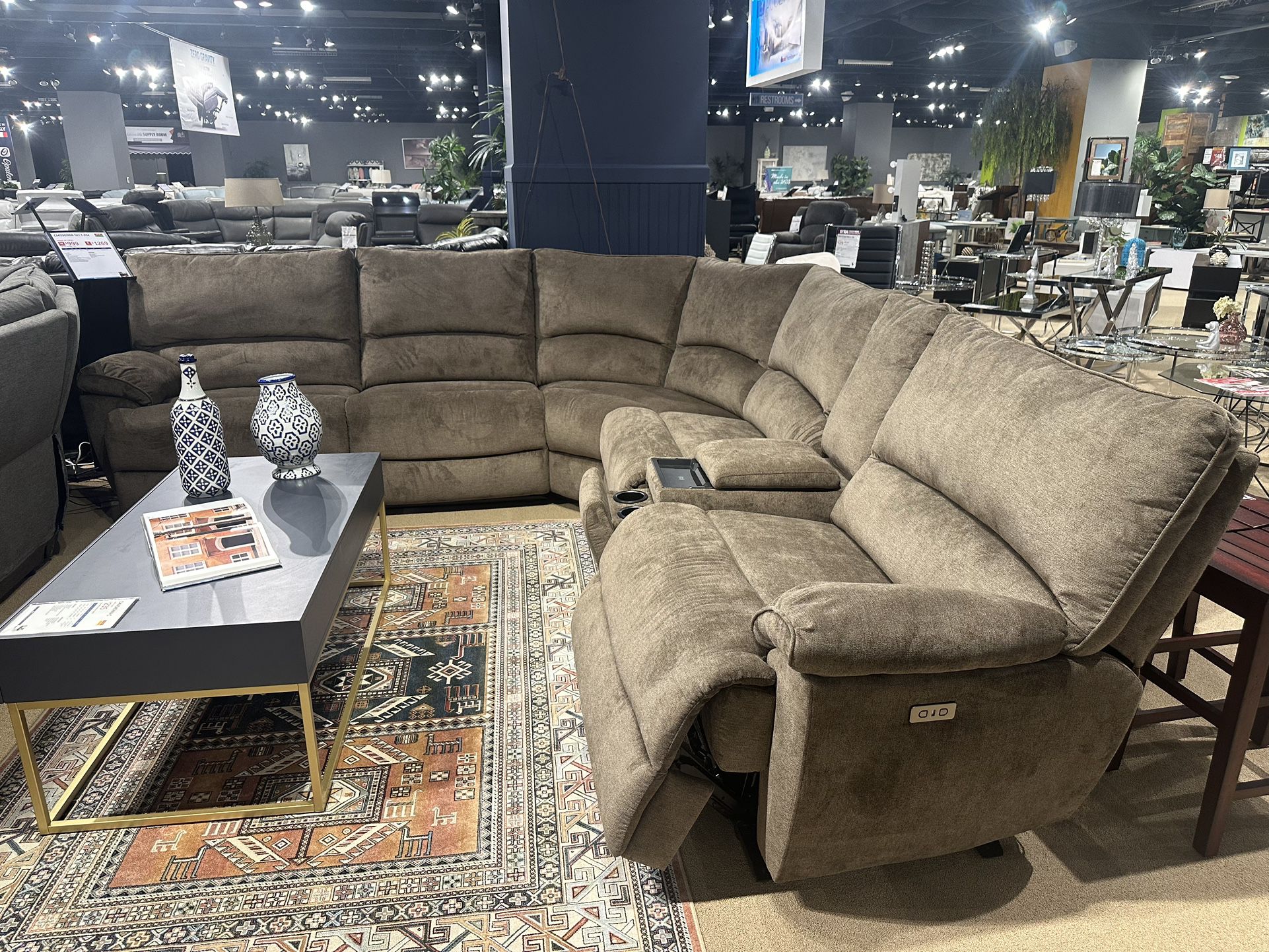 Brown Sofa Sectional w/ 3x Power Recliners & Wireless Charger 