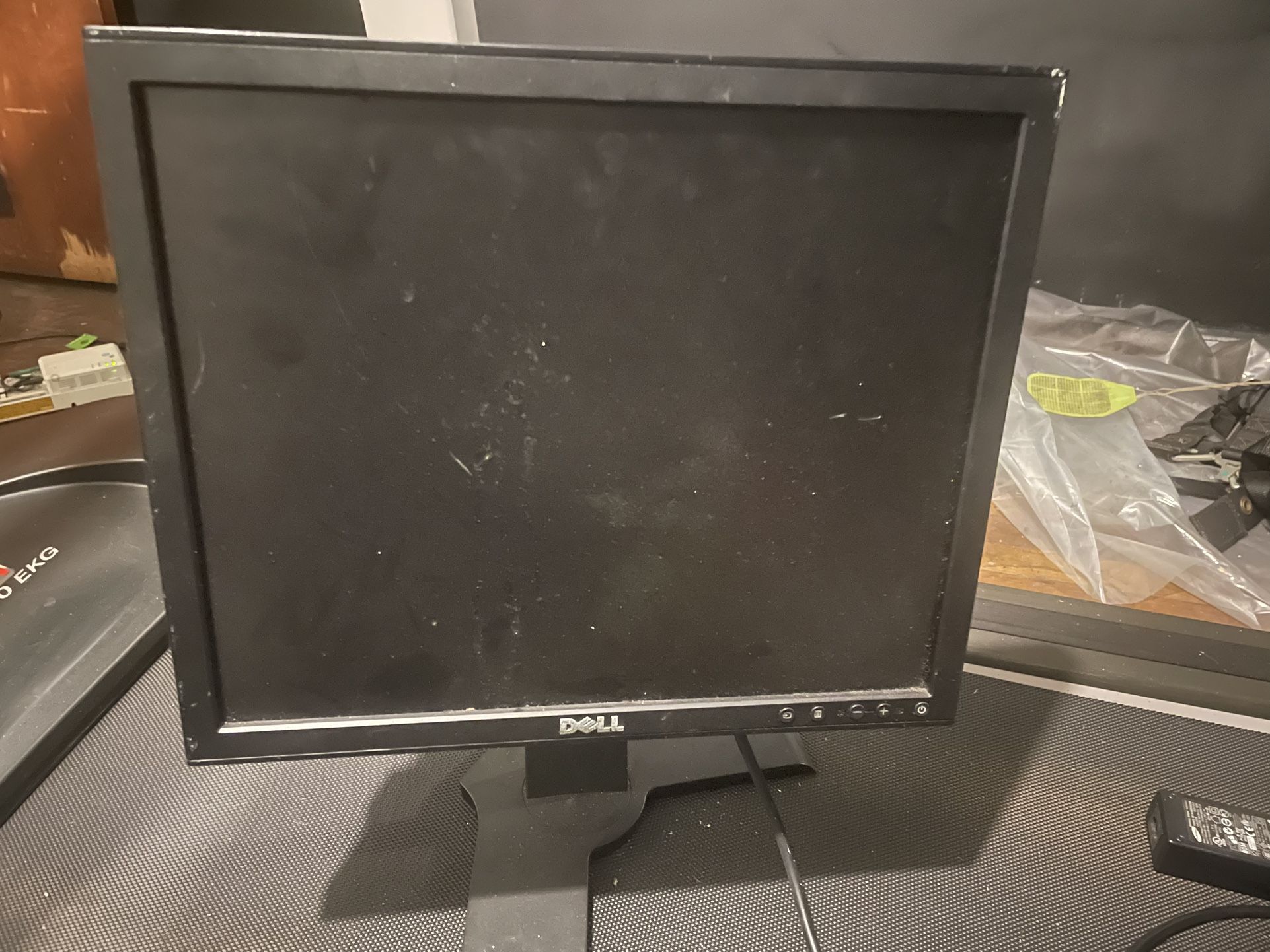 Monitor(Dell)