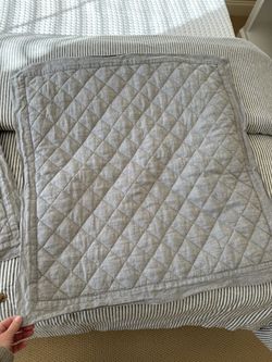 Pottery Barn Belgian Flax Linen Diamond Quilted Euro Shams (2)