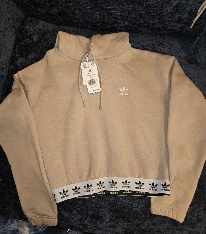 Adidas Adicolor Joggers And Crop Hoodie