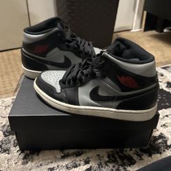Air Jordan 1 Mid Black/ Gym Red-particle Grey