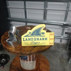 Nice Landshark Set