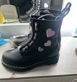 Women’s doc martens