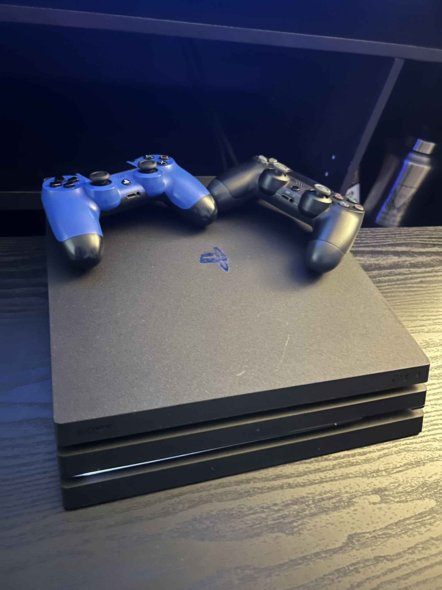 PS4 PRO