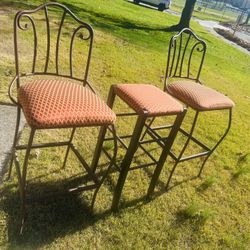 Four Metal  Frame Bar Stool 2 Tall And Two Without Backs Great Shape Moving!!!