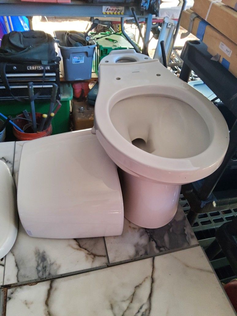 New Toilets And Accesories