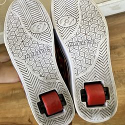 Heelys Size 6 Youth 