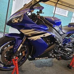 Yamaha R1 2006 