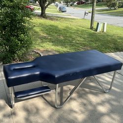 Chiropractor Table