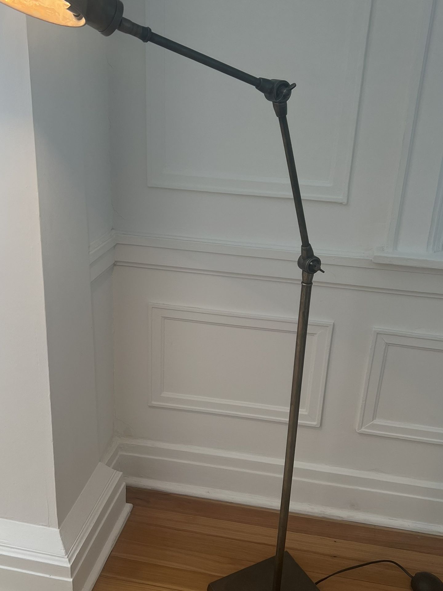 Floor Lamp  Antique  