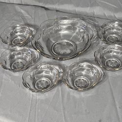 Vintage 7pc EAPG Glass Gold Trim Scalloped Bowl Set Starburst 6 Small 1 Large