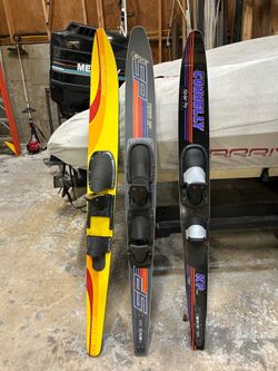 Slalom waterskis