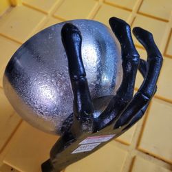 Halloween/skeleton/goth Hand W Bowl