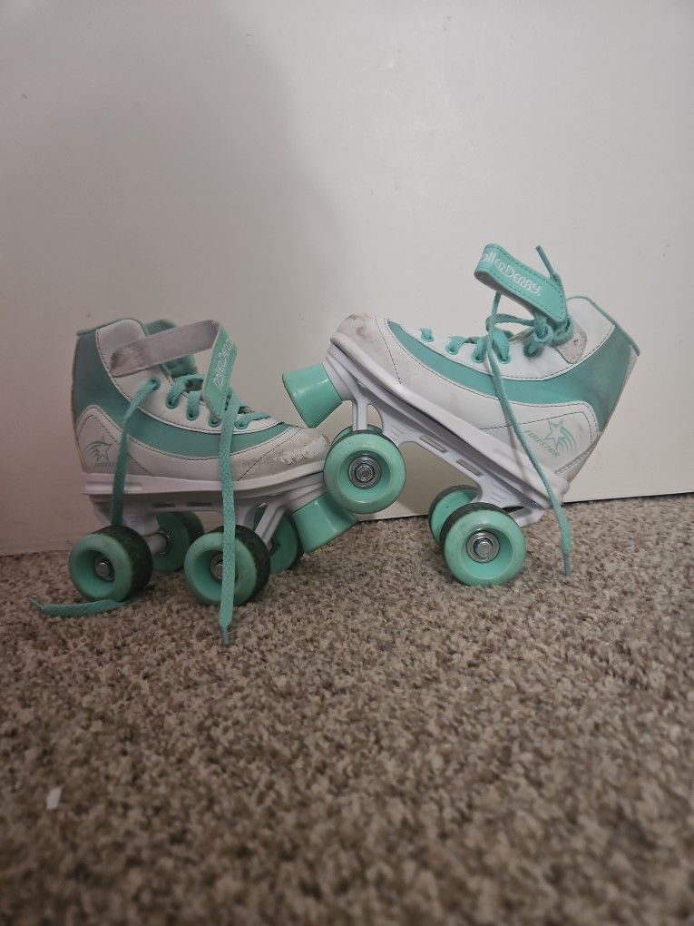 Roller Skates ( Size J13)